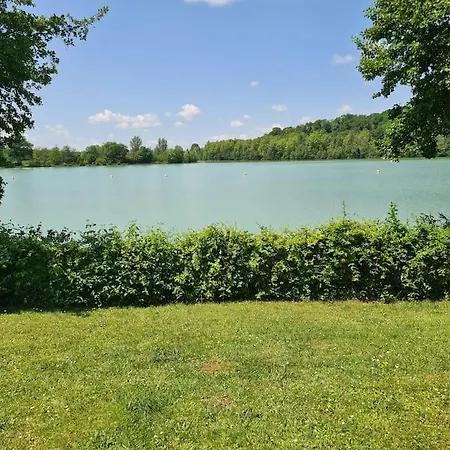 Location Maison Meublee 玛西亚克